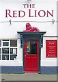 TM2749 : Entrance, "The Red Lion" public house, Woodbridge by Jim Osley
