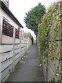 Footpath to Rochester Close