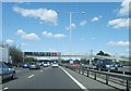 M25 northbound, footbridge