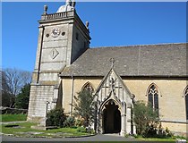 SP1620 : St Lawrence Church, Bourton on the Water by Paul Gillett