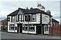 Newcastle-under-Lyme: The Sneyd Arms on Higherland