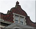 Detail of 98-100 High Street, Winchester