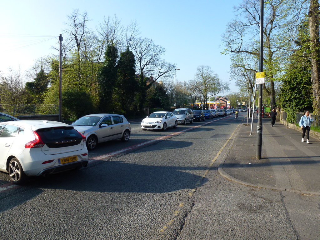 morning-rush-hour-bob-harvey-geograph-britain-and-ireland