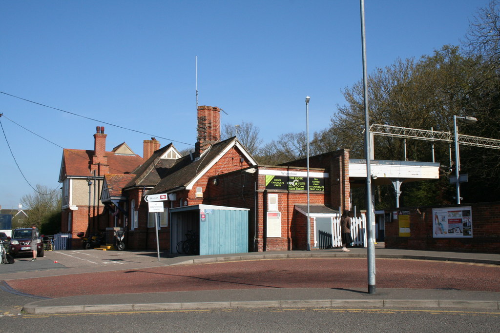 Wivenhoe Station © Dr Neil Clifton :: Geograph Britain and Ireland