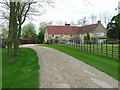 TL1827 : Maydencroft Manor, Gosmore by Humphrey Bolton