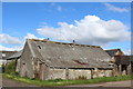 NS9764 : Farm buildings at Mid Foulshiels by Leslie Barrie