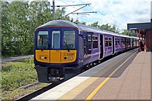 SD5805 : Northern Electrics Class 319, 319380, platform 6, Wigan North Western railway station by El Pollock