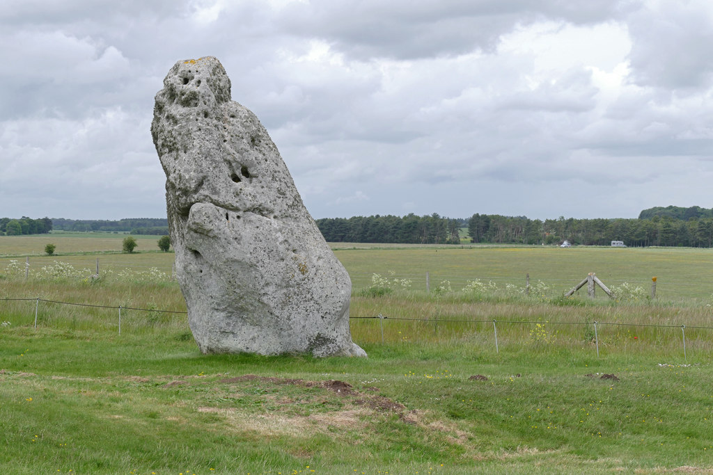 The Heel Stone, Stonehenge © Alan Hunt :: Geograph Britain and Ireland