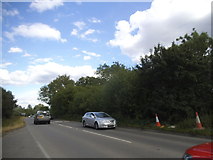 SU7367 : Arborfield Road leaving Shinfield by David Howard