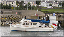 J5082 : Motor yacht 'Zulu' at Bangor by Rossographer