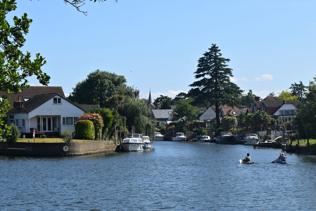 Thames Ditton Island © John Myers :: Geograph Britain and Ireland