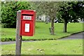 Pressed steel postbox (BT19 752), Bangor (July 2015)