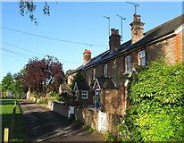 TQ3425 : Eastern Cottages, Lewes Road, Lindfield by Simon Carey