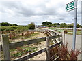 Footpath going west from Thorney Road