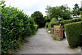 North Downs Way heading West away from Rayners Hill