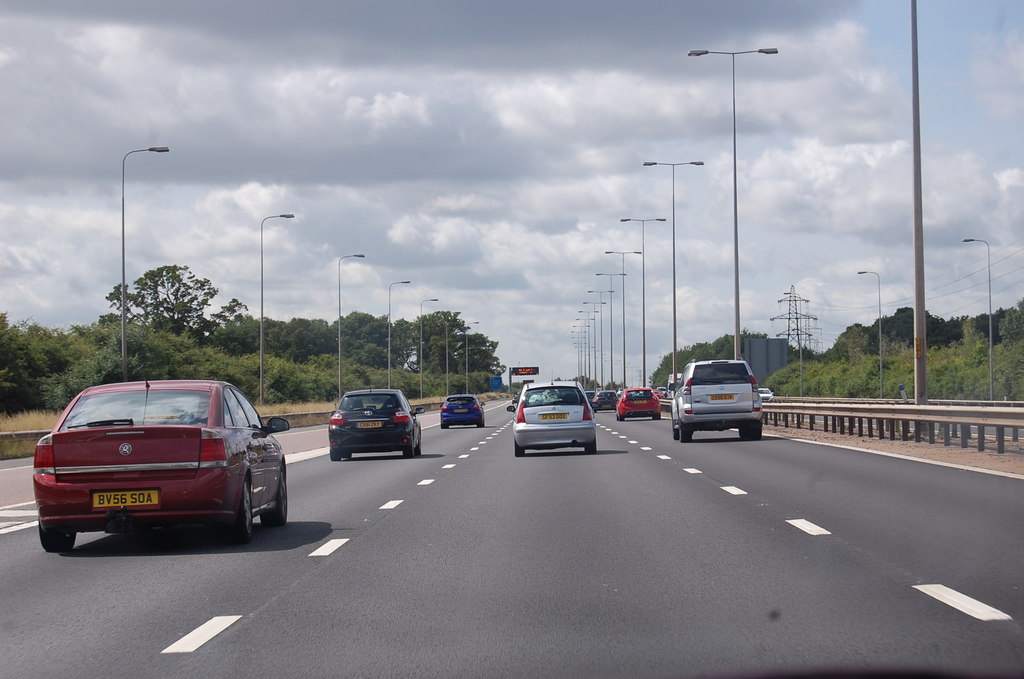 M5 south of junction 6 © J.Hannan-Briggs :: Geograph Britain and Ireland