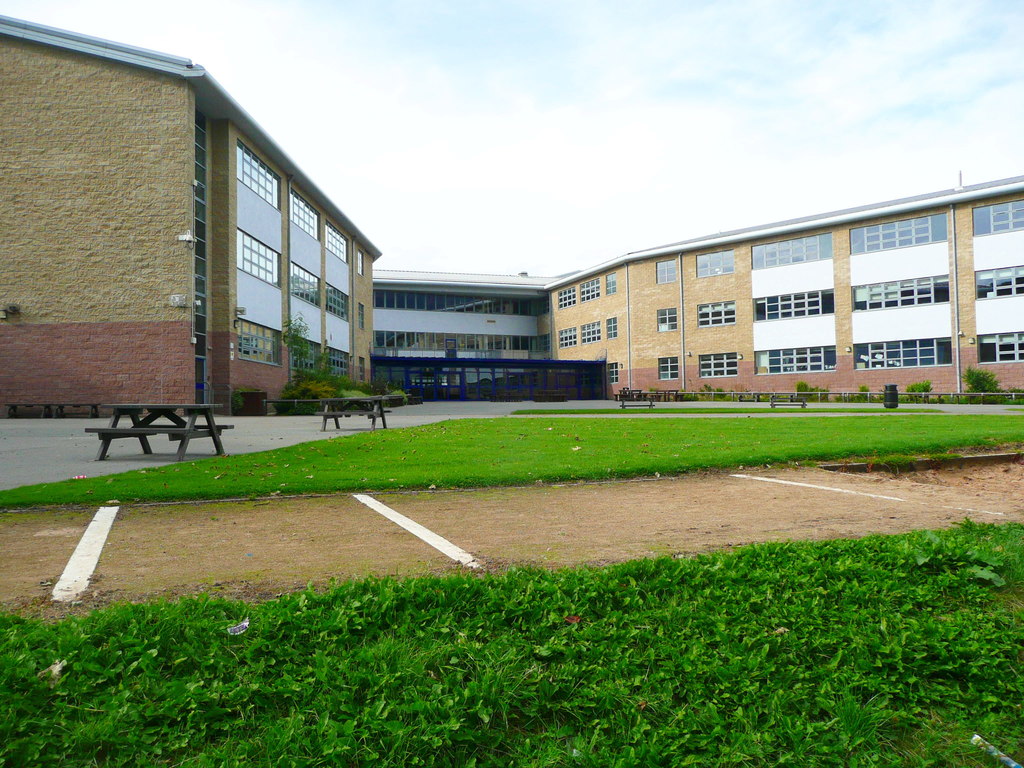 Ryburn Valley High School From Sowerby © Humphrey Bolton :: Geograph 