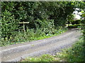 Footpath junction just north of Thakeham