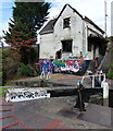 Burnt out house next to Garrison Bottom Lock No 63