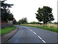 Heyford Road out of Middleton Stoney