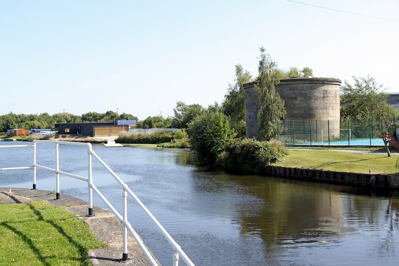 Aire and Calder Navigation at Knostrop... © Alan Murray-Rust ...