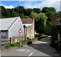 Speed limit 15mph, Brimscombe