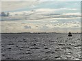 SE8925 : Whitton Channel, River Humber, at light buoy 32C by Christine Johnstone