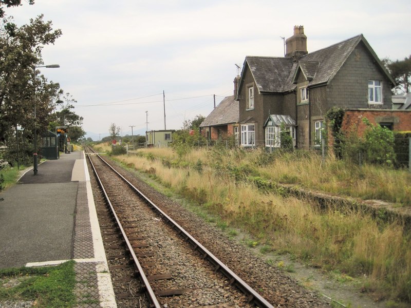 Dyffryn Ardudwy railway station  Gwynedd Nigel Thompson Geograph