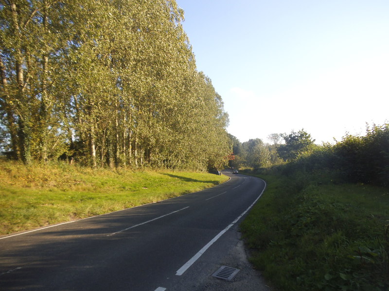 East Grinstead Road, Lingfield © David Howard Geograph Britain and Ireland