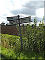 Roadsign on Oak Farm Lane