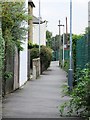 Footpath by the eastern end of Fletton Road, N11