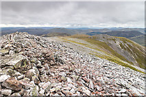 NO1574 : Summit Area, Creag Leacach by William Starkey