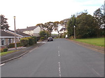 SE0339 : Moor Drive - viewed from Sunhurst Drive by Betty Longbottom