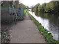 TQ1180 : Towpath surface changes from hard to soft in Southall by David Hawgood