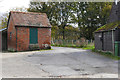 Brick outhouse, Bullhousen Farm