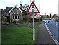 Warning sign - traffic lights ahead, Legar