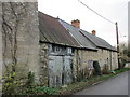 Cottages and barn, Broad Street, Syresham