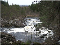 NN7359 : Eas Chliabhan waterfall on the River Tummel by Rod Allday