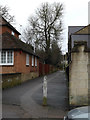 Footpath to Kirkwick Avenue