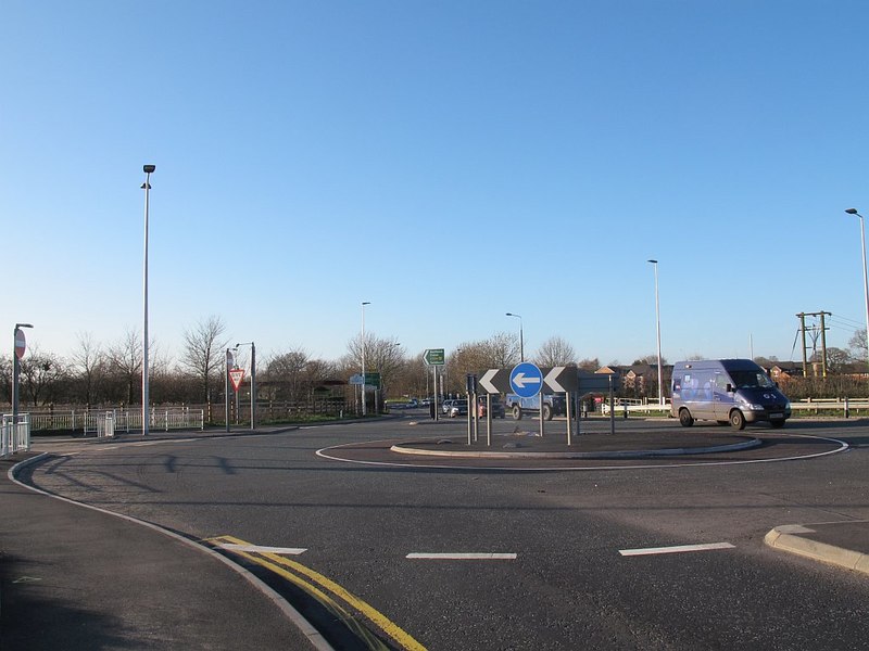 New roundabout, M6 J.17 (2) © Stephen Craven :: Geograph Britain and ...