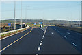 S5753 : The M9 Northbound at junction 8 by Ian S