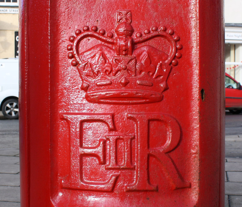 Cypher, Elizabeth II Postbox On Queen... © JThomas :: Geograph Britain ...