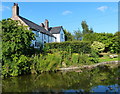 House next to the Trent & Mersey Canal