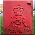 TA0585 : Cypher, Elizabeth II postbox on Sea View Drive by JThomas