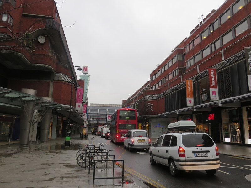 Wood Green High Road © Richard Rogerson :: Geograph Britain and Ireland