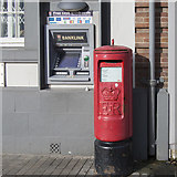 J0153 : Postbox, Portadown by Rossographer