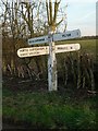 Fingerpost, Heathcote Cottages crossroads