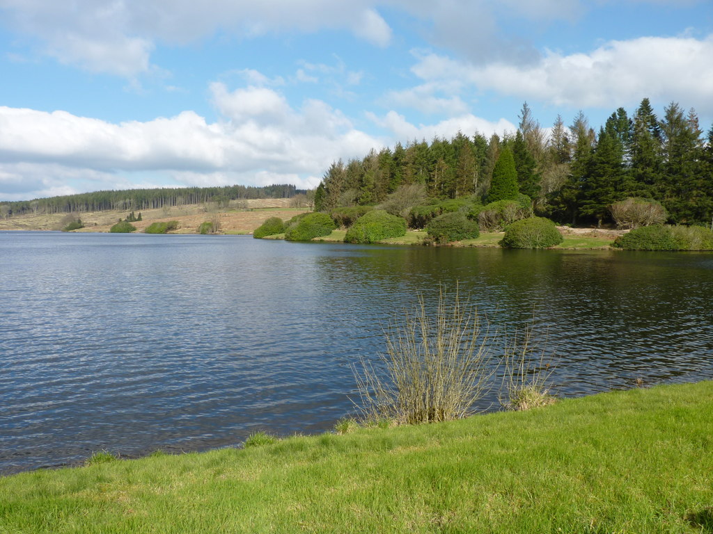 Kennick Reservoir - looking across to a... © Ruth Sharville :: Geograph ...