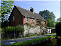 Canalside cottage near St Martin