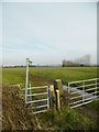 Pilning, kissing gate